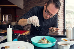 7 Celebrity Chefs and Their Eclectic Eyewear